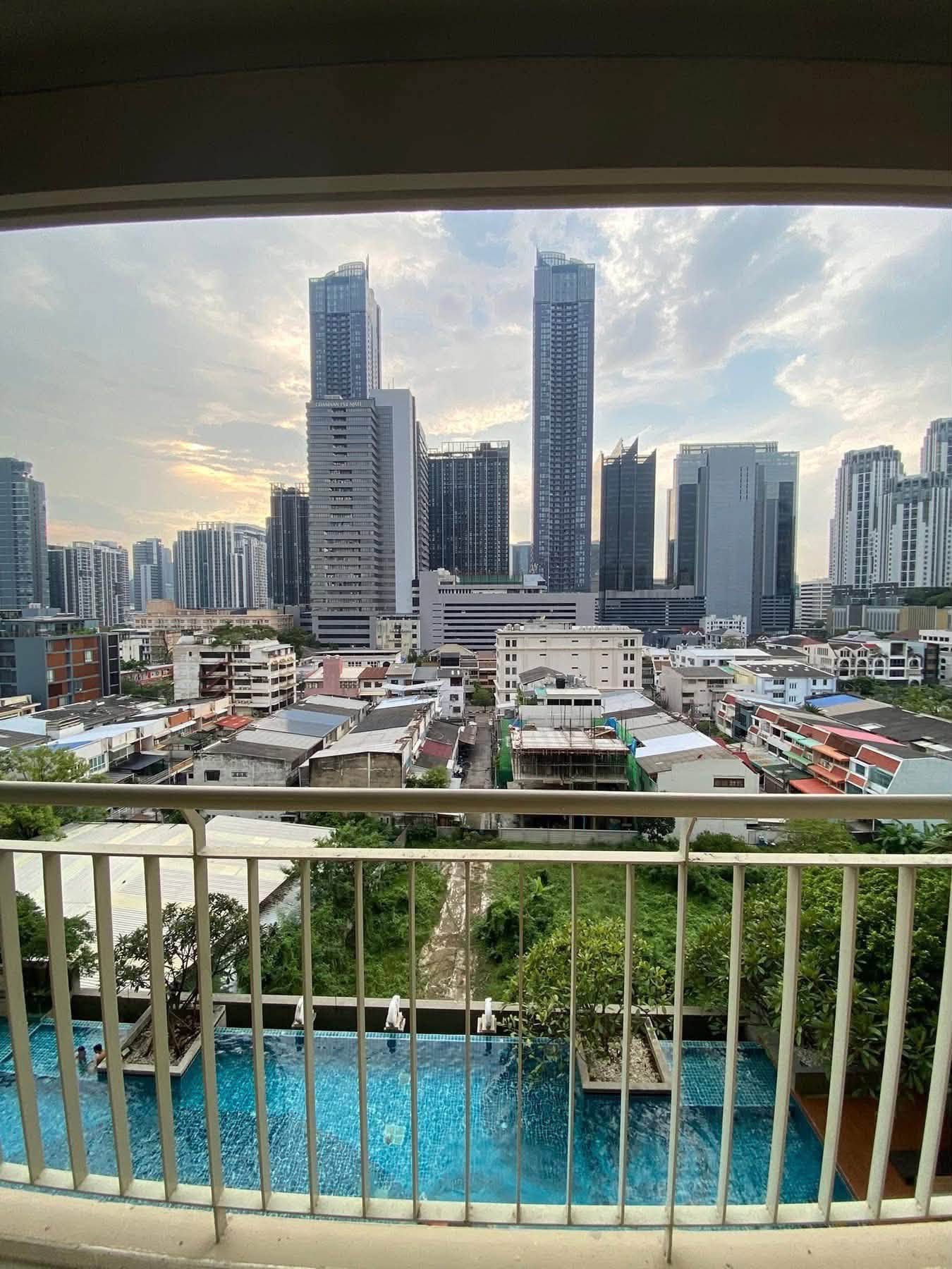 Lumpini Place Rama 9 - Ratchada 项目图片